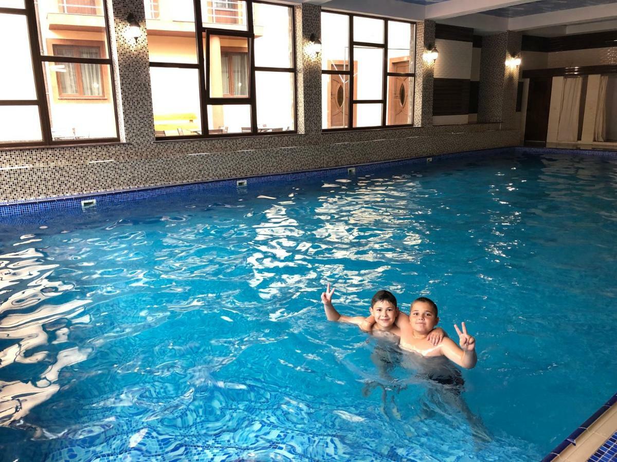 Villa Vlad & Spa 부코벨 외부 사진